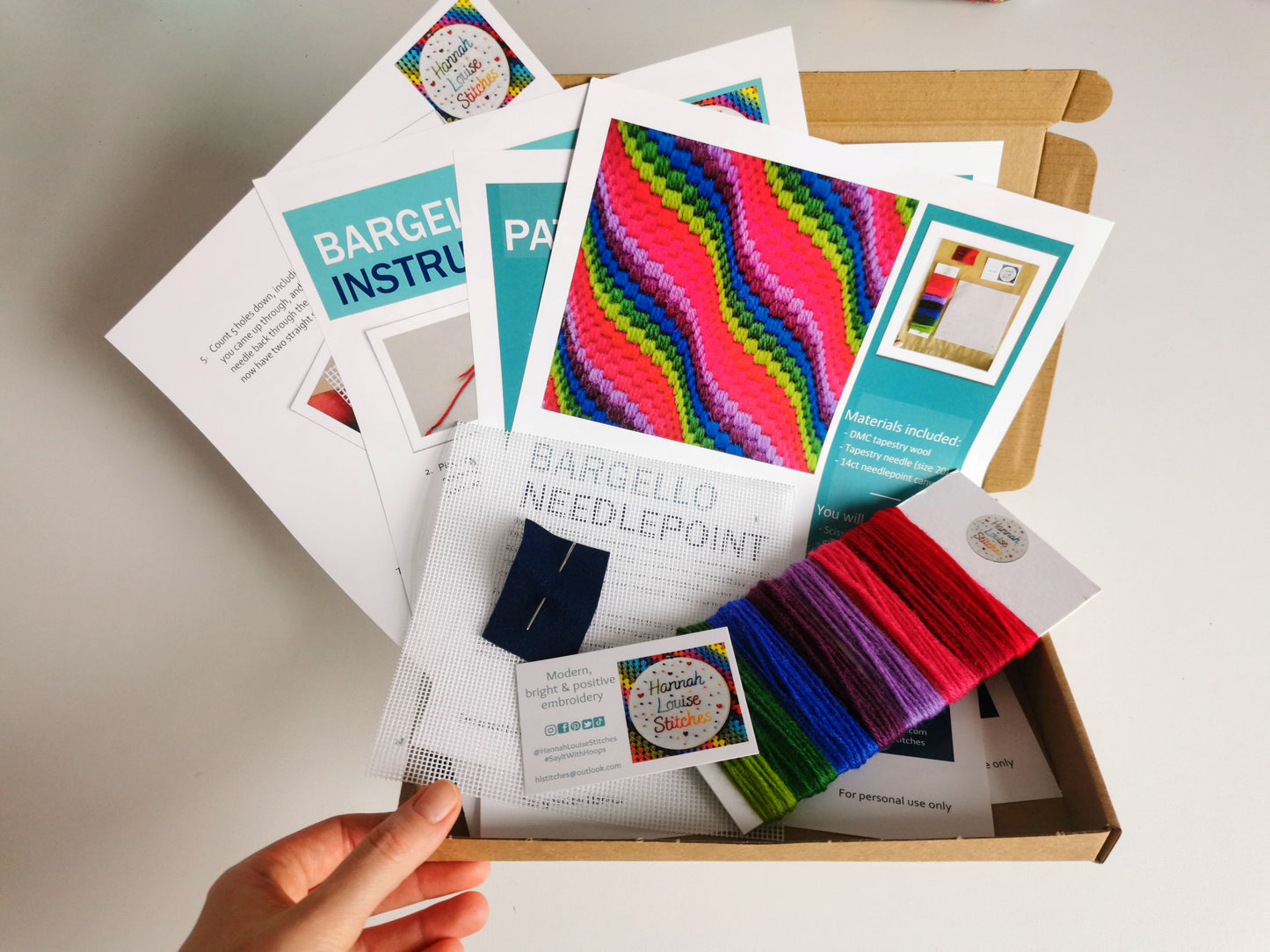 Colourflo Bargello Needlepoint Kit – Beginner DIY Tapestry (5x5 inch)