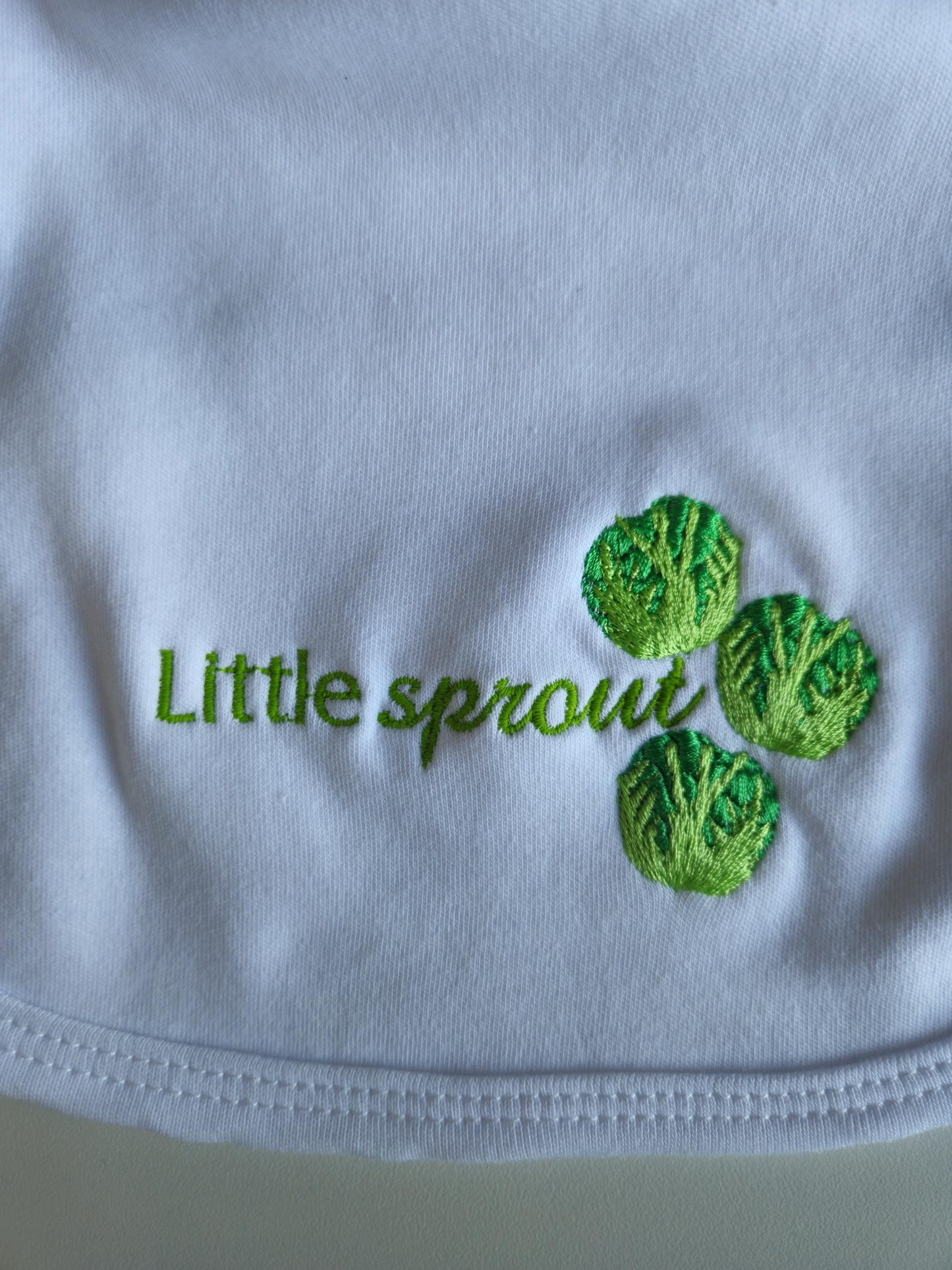 Set of 2 Cotton Baby Bibs - 'Let's AVOcuddle' and 'Little Sprout' Embroidery | Green & White | Baby Shower Gift | Newborn | Gender Neutral