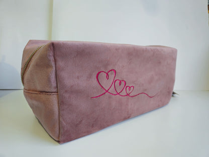 XL Velvet Pouch with Trio of Hearts Embroidery | Sustainable Makeup or Travel Pouch | Luxurious dusty pink | Recycled polyester